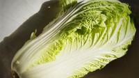 感受下!韩国最低月薪215万 一颗大白菜7062元
